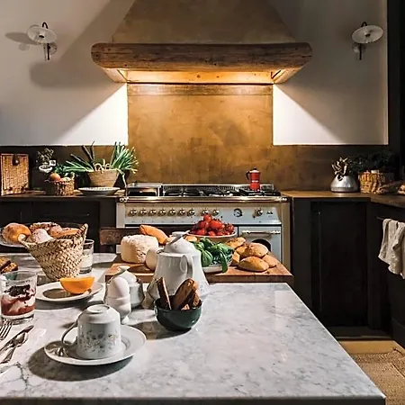 La Pagliera Bed & Breakfast 4*
